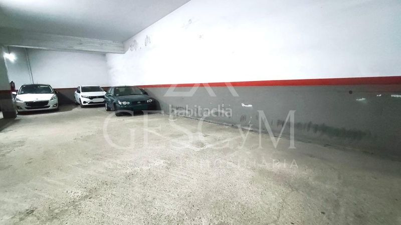 Foto 256f9aef-1fdd-4008-bb9b-f0025e868de6. Aparcament cotxe a Les Planes Sant Joan Despí