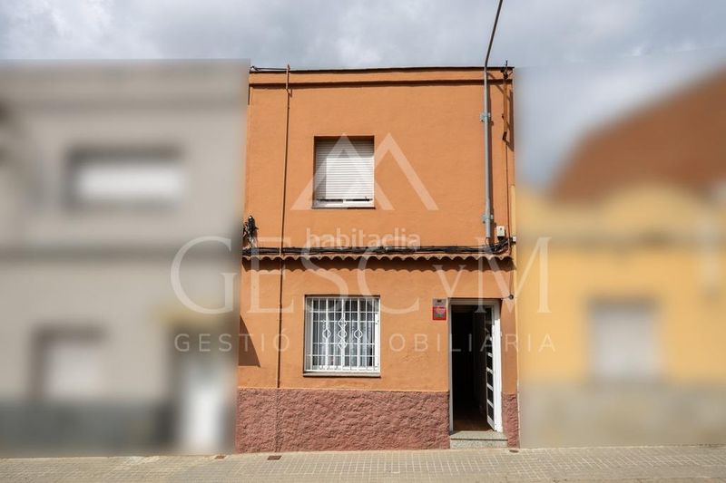 Foto 17b725fa-f4c6-4d5f-8528-f78b4209fc3a. Casa adossada amb calefacció a Serra d'en Camaró Sabadell
