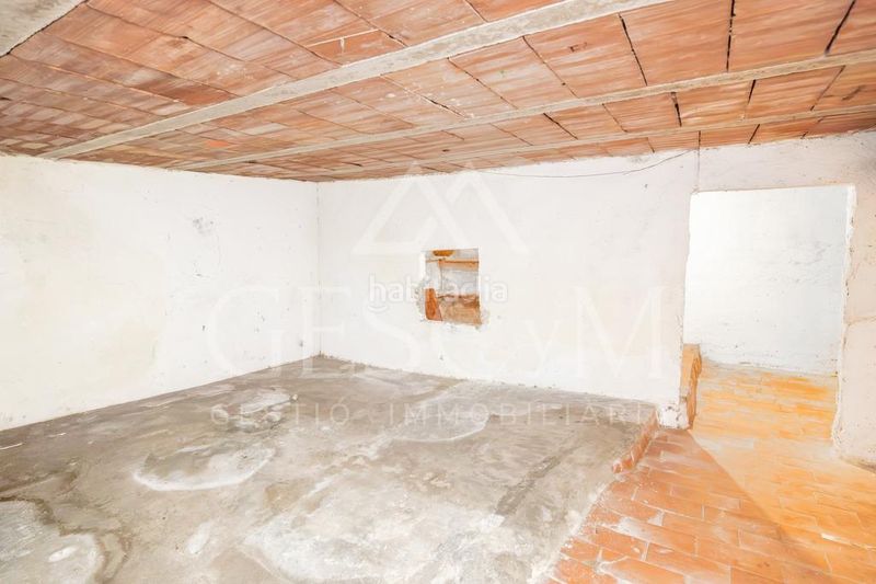Foto 97483941-74a1-4859-8f20-3413c7aa3311. Casa adossada amb calefacció a Serra d'en Camaró Sabadell
