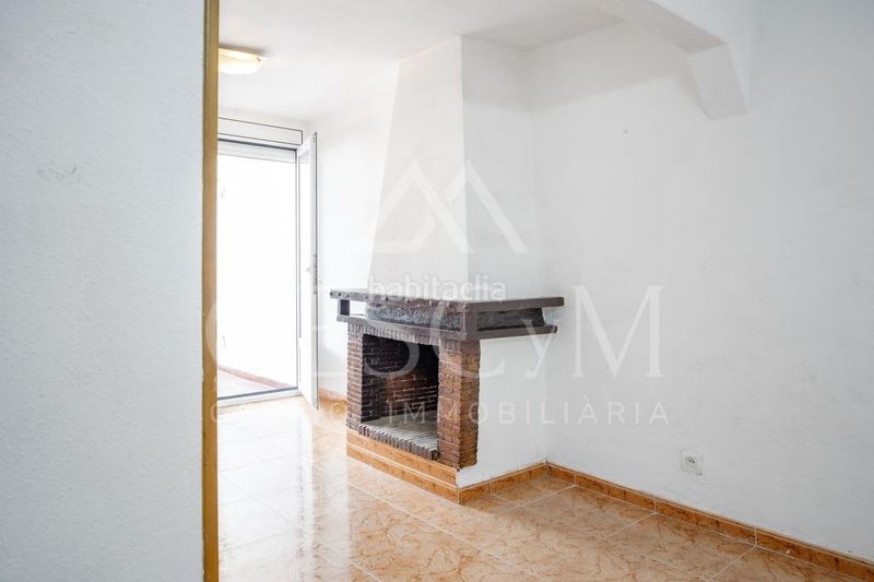 Foto c9b14b8f-0678-45d3-87a6-e6b359d06102. Casa adossada amb calefacció a Serra d'en Camaró Sabadell