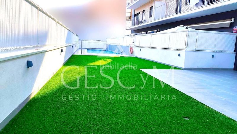 Foto dd6a6a8f-c427-4244-864b-b42521248cc6. Planta baixa amb calefacció piscina a Pallejà