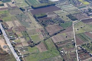 Finca rústica en Eixample. Terreno agrario parque agrario riu llobregat