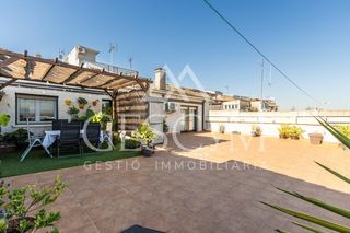 Attique à Santa Perpètua de Mogoda. Espectacular ático reformado con terraza de 120m2 en santa perpe