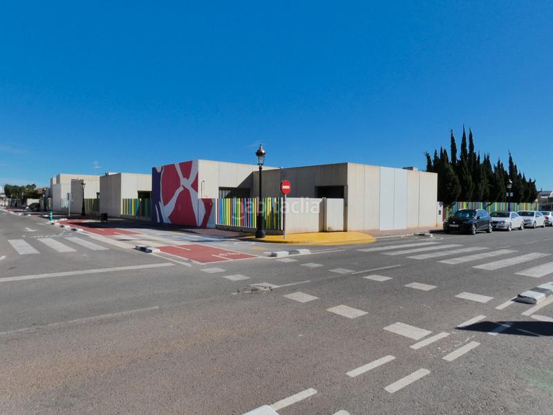 Foto a6169fb6-6536-4400-8070-1670f3ef004a. Terrain résidentiel dans carrer guardia civil 24 dans Rafelbunyol