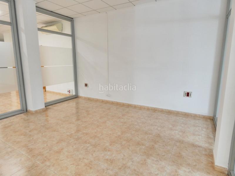 Foto e50476c3-be26-4211-8401-70ebee1e8351. Lloguer local comercial a carrer marià benlliure 14 a Tavernes Blanques