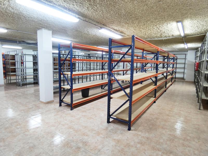 Foto f5fd74c8-f777-4324-95e6-e7df2bd06f7d. Rent business premise in carrer marià benlliure 14 in Tavernes Blanques