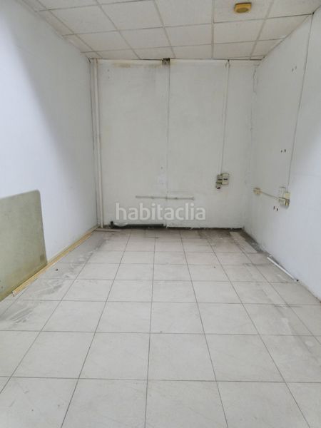 Foto d1ba1c09-af12-40c4-a4fb-9f11a4061080. Alquiler local comercial en carrer veterinari josep corella 1 empieza tu nueva aventura en este local. en Alboraya