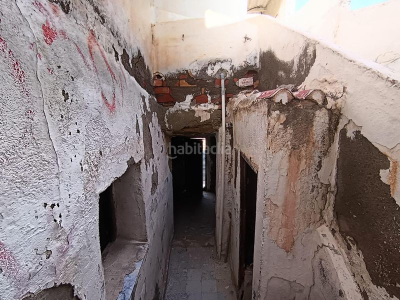 Foto 80a37a3d-5d96-4045-98e1-a5f4d2c762f9. Casa a Casco Antiguo Águilas