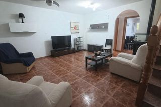 Casa  Calle calle rosa de los vientos. Casa d�plex en las majadas, �guilas  tu nuevo hogar espera!