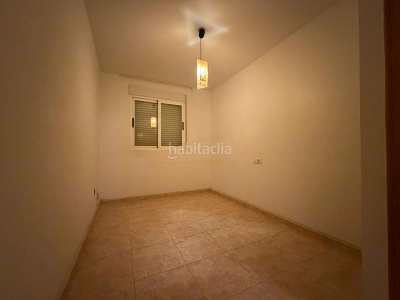 Foto 8b5c85aa-a72a-4db1-ba32-59f45d7eeff0. Casa amb aparcament a Águilas