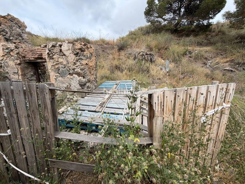 Foto 9c306f6a-bd9d-487b-a29b-3a9f5dc11324. Masia amb aparcament piscina a Garrobillo Lorca