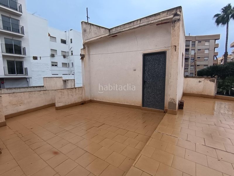 Foto a8283601-6835-49d1-965e-e60d7a1b3ccc. Casa amb aparcament a Casco Antiguo Águilas