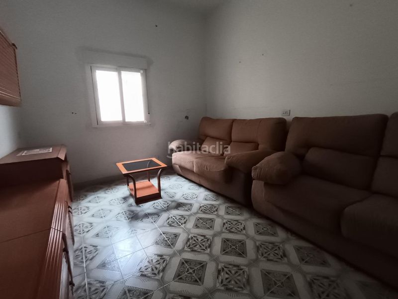 Foto eea68bab-1d8d-4289-9fa1-2c2be45932c3. Casa amb aparcament a Casco Antiguo Águilas