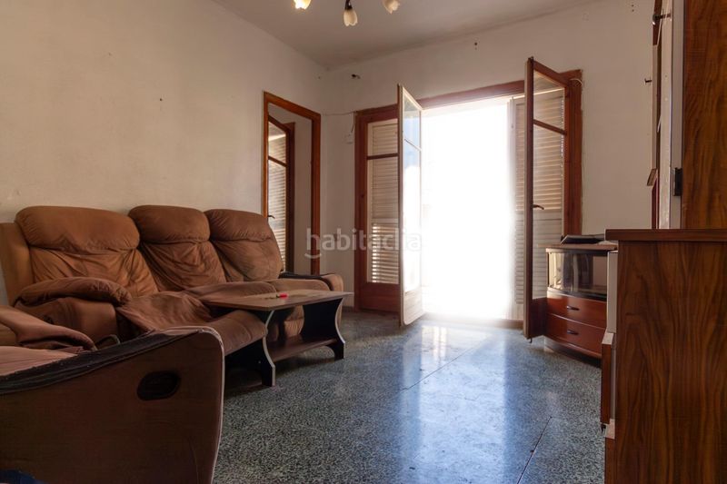 Foto bdaff5f2-2ae7-4db8-901e-a18664db0c88. Pis a Casco Antiguo Águilas