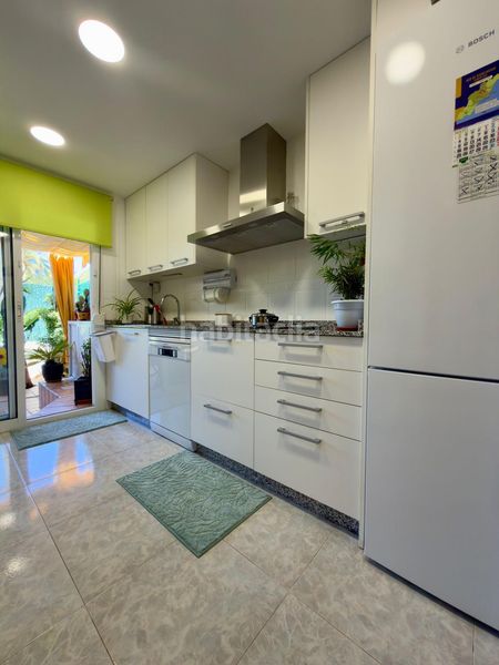Foto 4a87567c-8298-46a9-869d-5f41b5172671. Casa aparellada amb aparcament a Calabardina Águilas