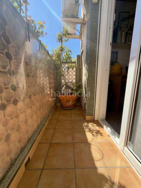 Foto d4b8e1a2-387c-4077-b668-6173fc4fb112. Casa aparellada amb aparcament a Calabardina Águilas