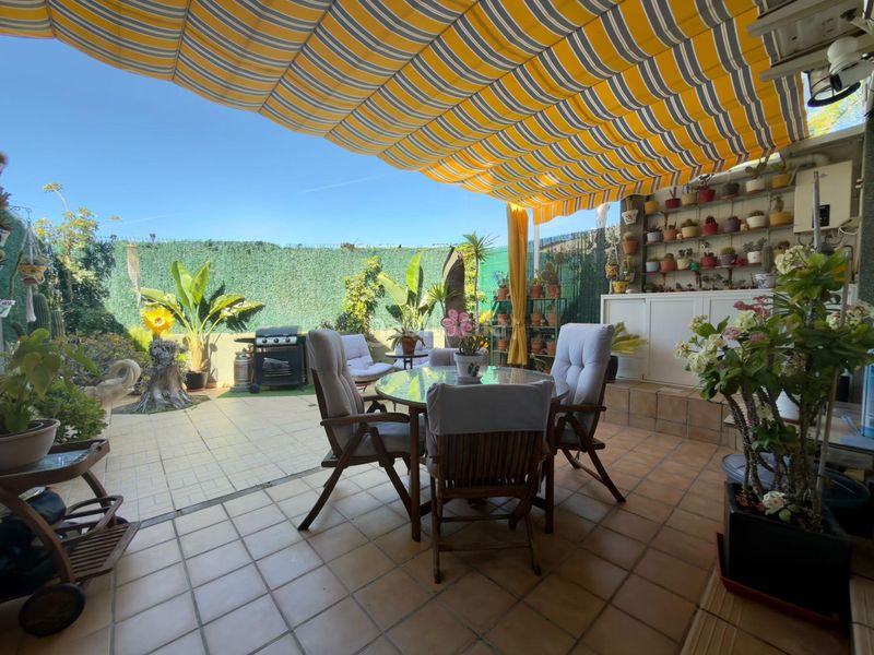 Foto fb34ce50-8de0-4fb2-8aaf-60927200f8dd. Casa aparellada amb aparcament a Calabardina Águilas