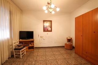 Casa  Calle dr fleming. Oportunidad en el centro casa en planta baja con patio y soláriu