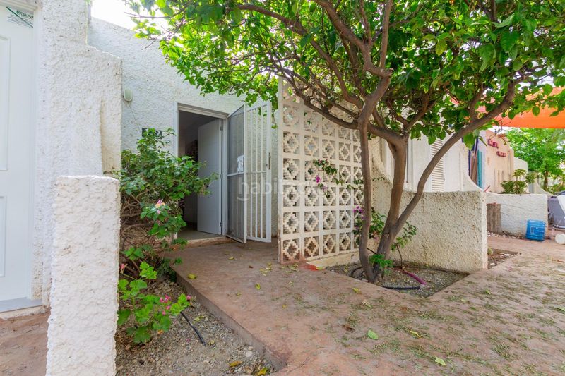 Foto b397866c-7f76-4fe0-8198-72fbbb543f84. Casa amb aparcament a Vera playa naturista Vera