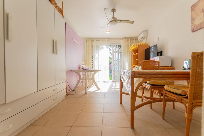 Foto c8f90dfc-52dd-4256-bf41-a89ac5f46bb2. Casa amb aparcament a Vera playa naturista Vera