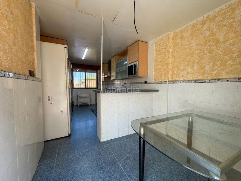 Foto f09fe515-f552-49fc-9f5d-fe426862fc65. Casa aparellada amb aparcament a Las Lomas - Las Yucas Águilas