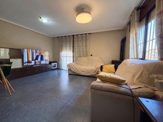 Casa  Alameda. Magnífica propiedad pareada en las yucas, águilas  ideal para di