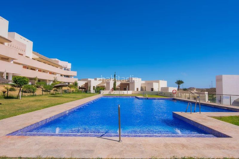 Foto 4bde80d0-f94e-4859-a49f-93d765b6956a. Lloguer àtic amb piscina a Golf Valle Este Vera