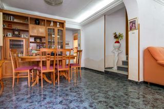 Casa  Calle armando muñoz calero. Impecable dúplex en águilas  zona centro  las yucas  el rubial