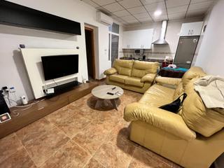 House in Casco Antiguo. Encantadora casa en el centro de águilas  oportunidad única