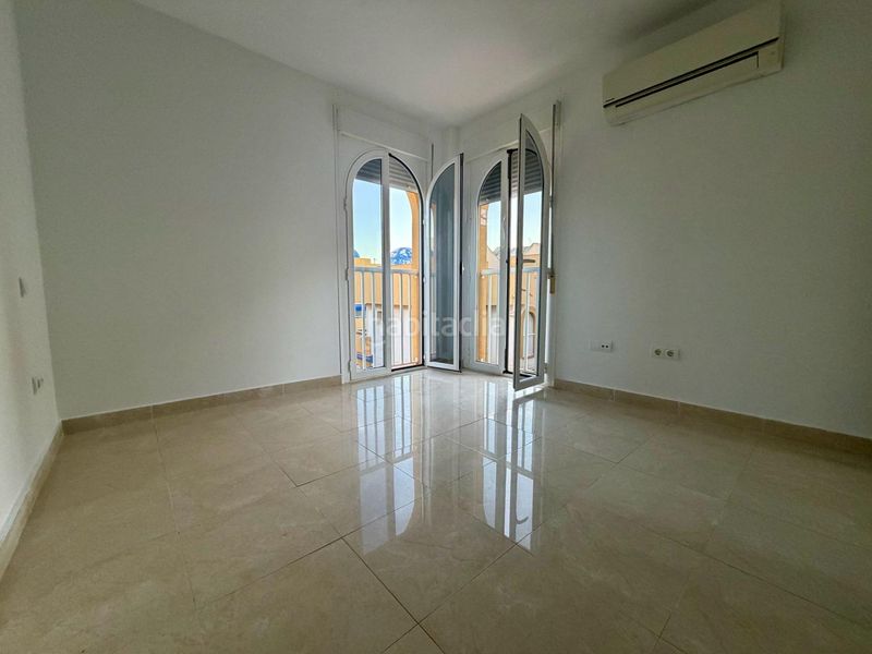 Foto 5451bd73-7e13-4a9f-9410-9eaef1de512b. Semi detached house with parking in San Juan de los Terreros
