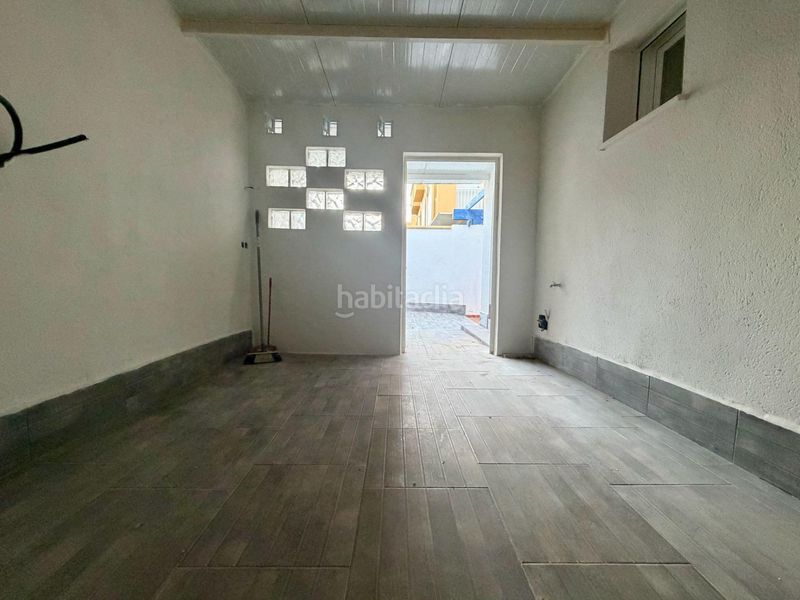 Foto 5e0dd0b7-6c22-46f9-aa46-1b4616b56641. Semi detached house with parking in San Juan de los Terreros