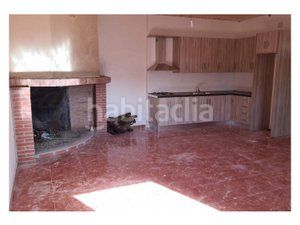 Foto 31733e99-39f8-4f5d-a221-92e0f0e8fea9. Masia a carretera benamaurel 16 a Baza