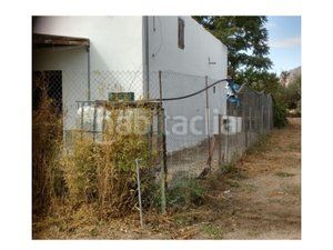 Foto 83fd90de-9fe6-4fa4-924b-7fb2265cc232. Masia a carretera benamaurel 16 a Baza