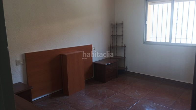 Foto ad590f25-1512-4def-8523-c931140ea89d. Casa a calle ángel 88 a Baza