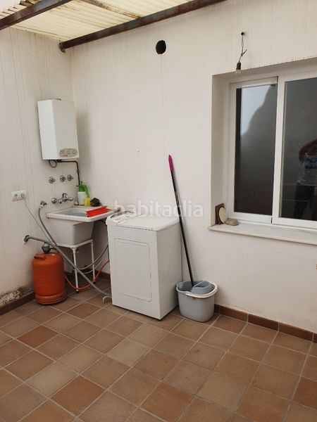 Foto 636f56a9-dce8-4939-8a74-336cadcb6aa7. Casa amb calefacció a Baza