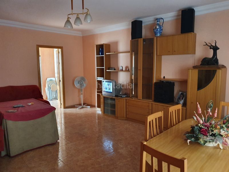 Foto a64735bf-7086-47cd-a3a4-4a08f1e12032. Casa amb calefacció a Baza