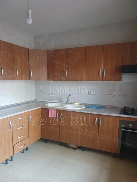 Foto deddd5cb-732c-49c1-a42d-79a3c85d3ce5. Pis amb calefacció a Baza