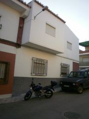 Casa a Baza. Casa en venta en baza