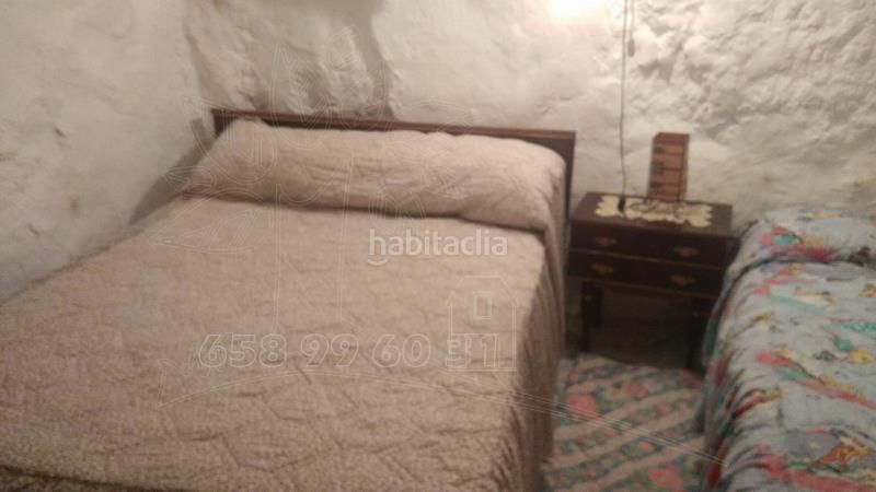 Foto 86b2f50b-dc63-480b-b5bb-57c7c53cfd4c. Masia amb xemeneia a Baza