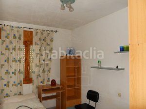 Foto 74fb0cf4-bc6e-483f-bc23-c7779b3f0134. Casa amb aparcament a Baza