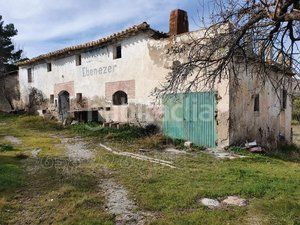 Foto 5a7a7096-1c2b-4629-8b83-7c4f76c752d7. Casa amb piscina a Baza