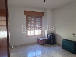 Foto a9d697aa-325c-4450-a7f4-3747250cdde2. Casa amb aparcament a Baza