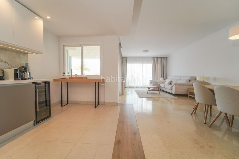 Foto ee79e35b-284d-485e-89da-b1644c315d4b. Pis a Elviria Marbella