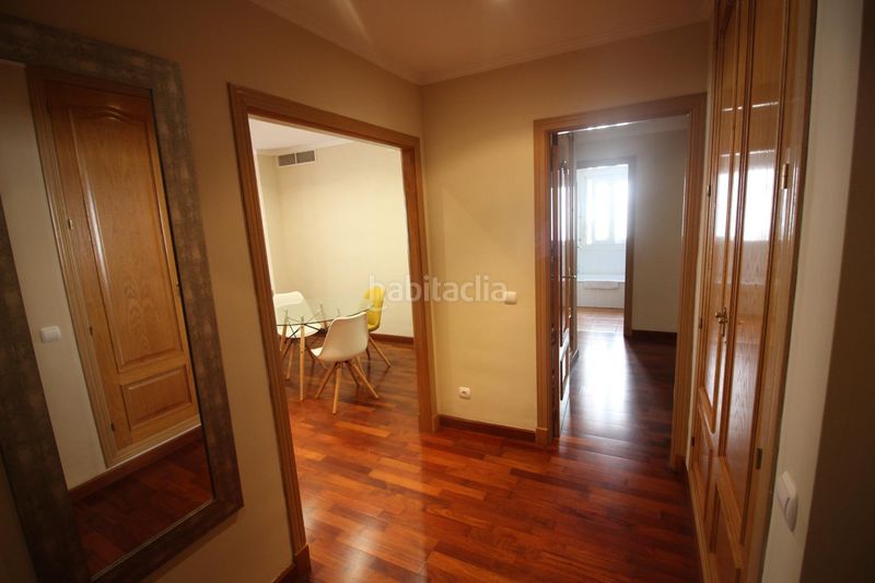Foto b12766aa-9d4a-4ebb-8d49-a22845e2d973. Pis amb aparcament a Playa Bajadilla - Puertos Marbella