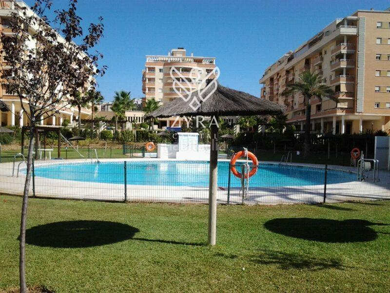 Foto 8691bac5-b78c-436e-8cb0-f82516e3fa98. Miete etagenwohnung mit parking pool in El Consul - Ciudad Universitaria - El Romeral Málaga