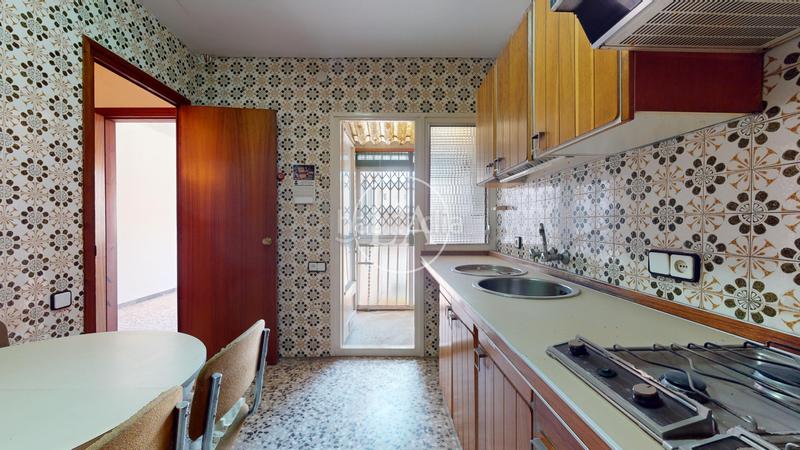 Foto 2513d927-1155-41c4-ad79-9f2b04f50a9b. Edifici a Centre Reus