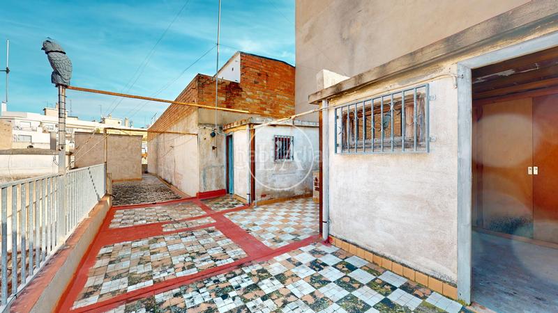 Foto 3ae0704e-d788-43c2-b4ad-4aba2fcce6b9. Edifici a Centre Reus