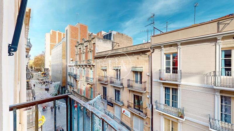 Foto 6498f86b-84c9-438b-98ee-57b8e120d0b0. Edifici a Centre Reus