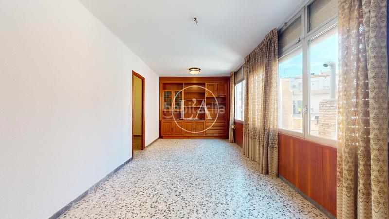 Foto bedd21d7-fad4-4ca3-a645-5c21da55a455. Edifici a Centre Reus