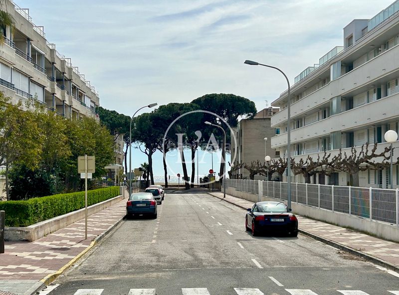 Foto d2aa2951-072d-4fb9-a53b-3bd155050fe4. Casa a schiera in carrer nantes 35 in Vilafortuny Cambrils